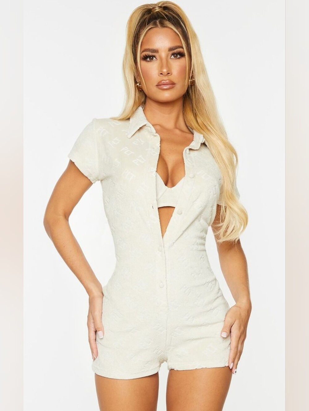 NWT PrettyLittleThing Stone Embossed Towel Beach Romper, Size Small